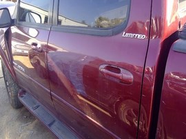 2004 TOYOTA TUNDRA, BURGUNDY, LIMITED, CREW CAB, 4.7L, AT, 2WD. Z25955